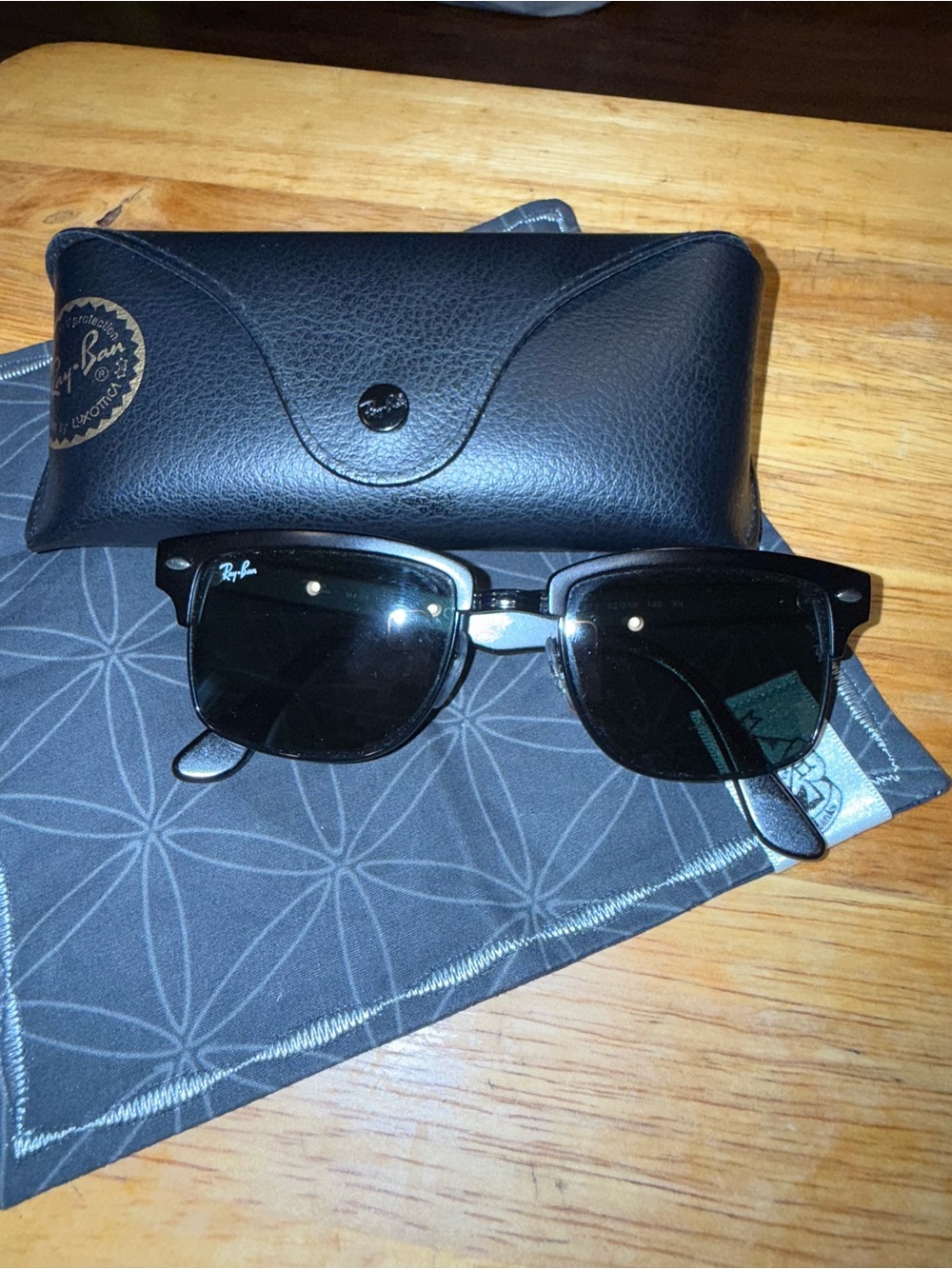 Ray-Ban Black Clubmaster Sunglasses with Black Case